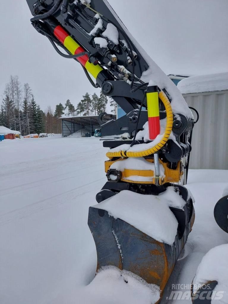 Volvo EW 200 Bageri na kotačima