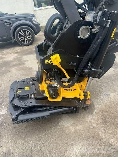Volvo EC220EL Bageri gusjeničari