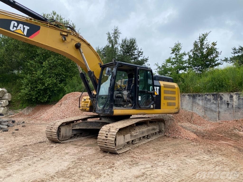 CAT 326 F L Bageri gusjeničari