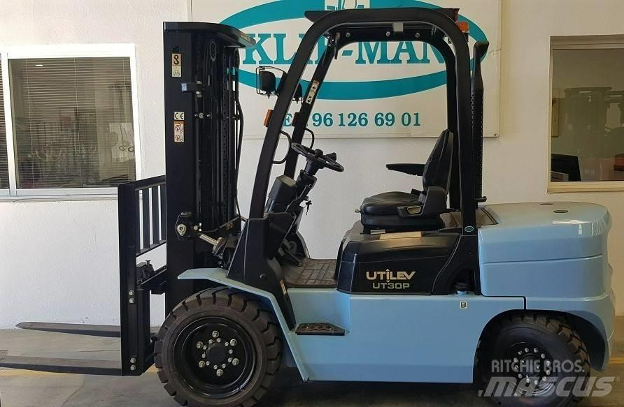 Utilev (5586) UT30P Dizelski viličari