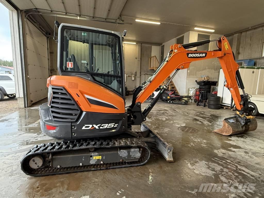 Develon DX 35 Z Mini bageri <7t