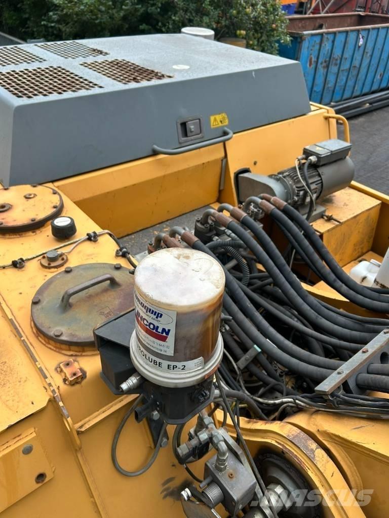Liebherr 934 B Bageri za manipuliranje materijalom / otpadom