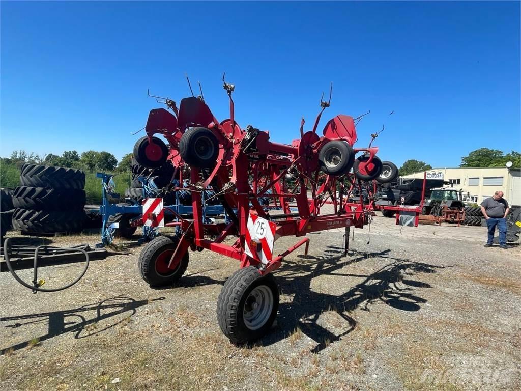 Lely Lotus 900 Okretači i sakupljači sijena