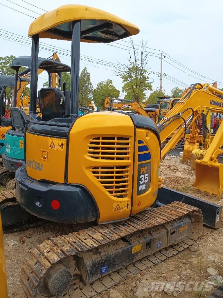 Komatsu PC 35 Bageri gusjeničari