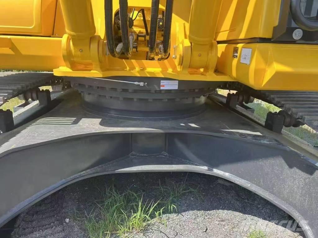 Komatsu 300-7 Bageri gusjeničari