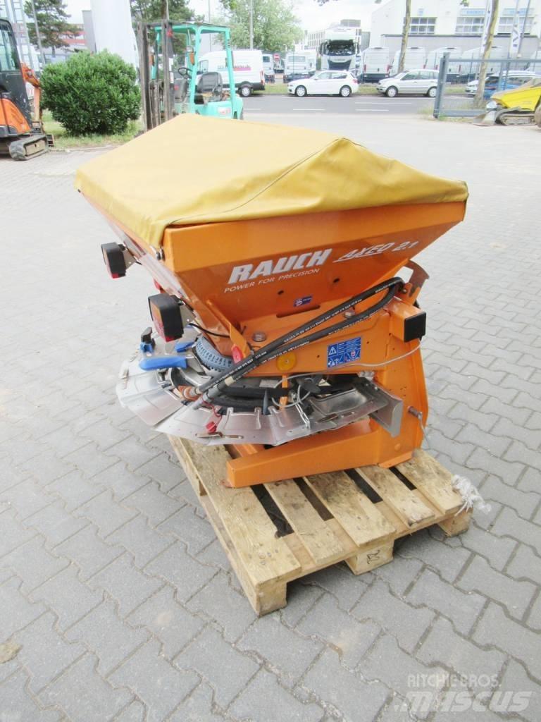 Rauch Axeo 2.1C Posipači soli i pijeska