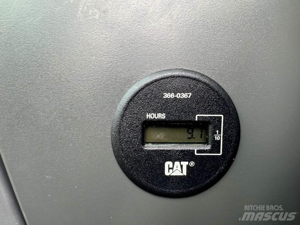 CAT 320D2 Bageri gusjeničari