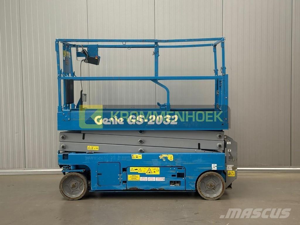 Genie GS 2032 Škaraste platforme