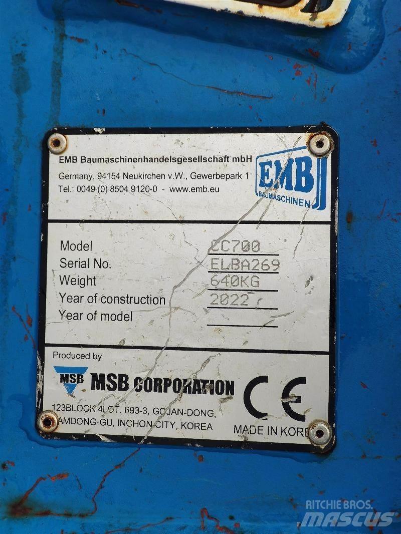  EMB CC700 Škare