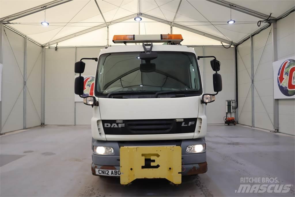 DAF LF 55.250 GULLY SUCKER Građevinarstvo – ostalo