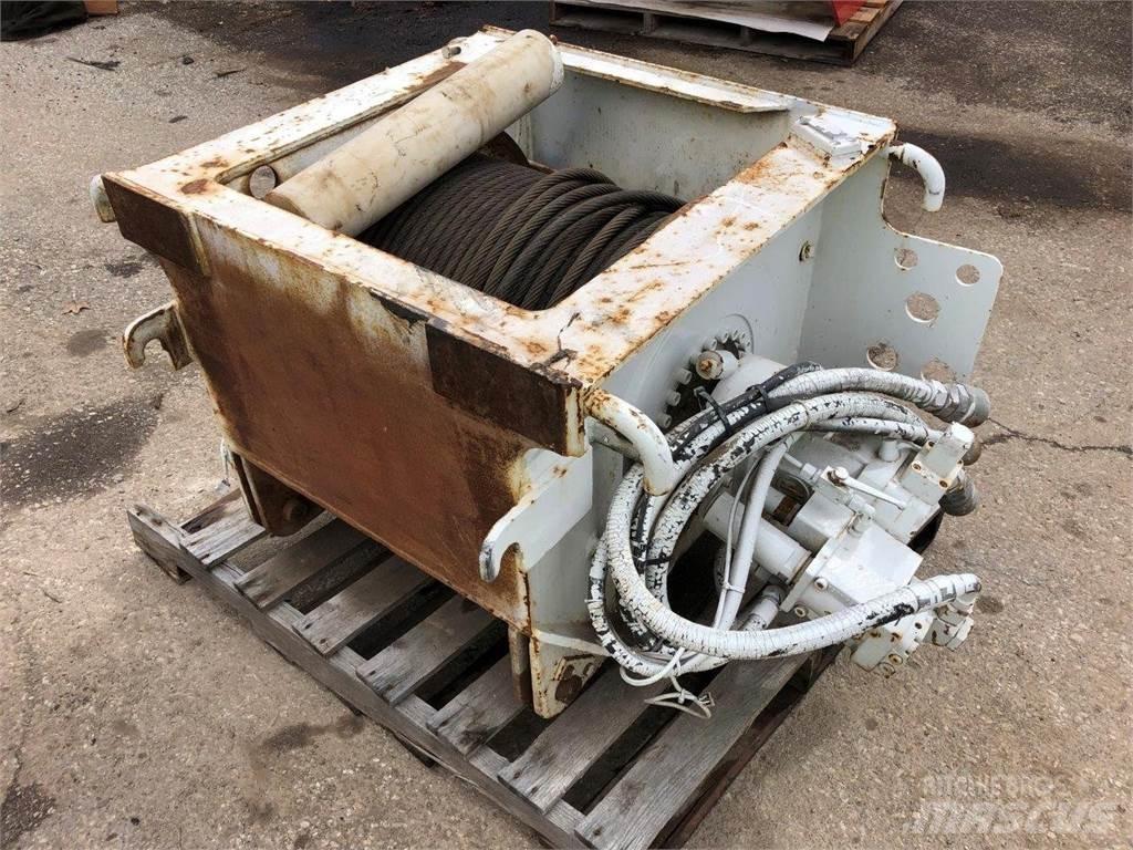 Krupp  Utovorne dizalice, vitla i dizala za materijal