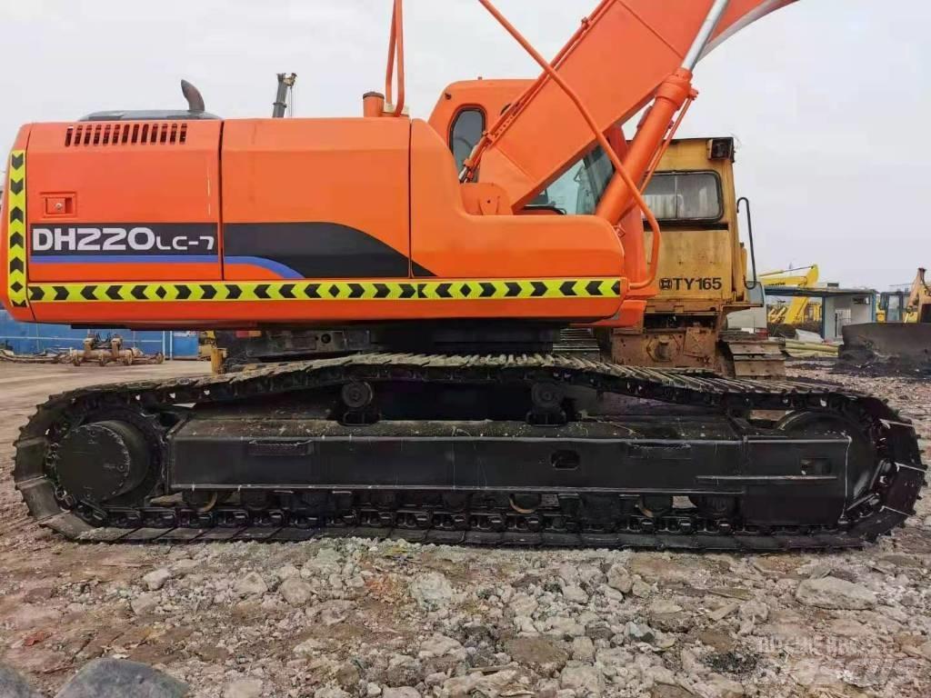 Doosan DH 220 Bageri gusjeničari