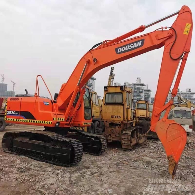 Doosan DH 220 Bageri gusjeničari
