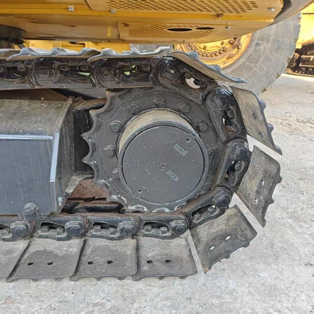 Komatsu PC 56 Mini bageri <7t
