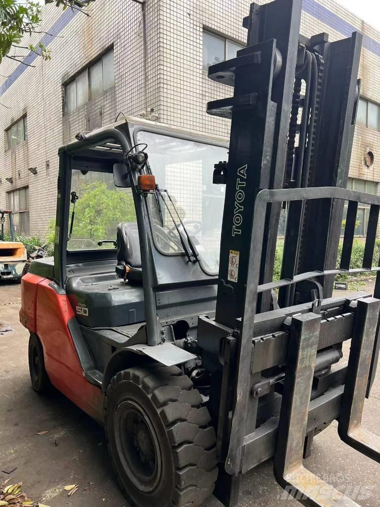 Toyota 8FD50N Rukovanje materijalom – ostalo