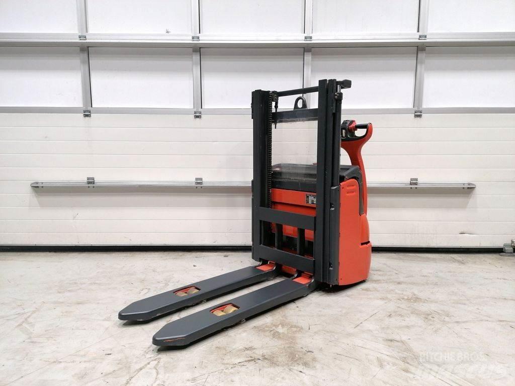 Linde L10 Ručni električni viličar
