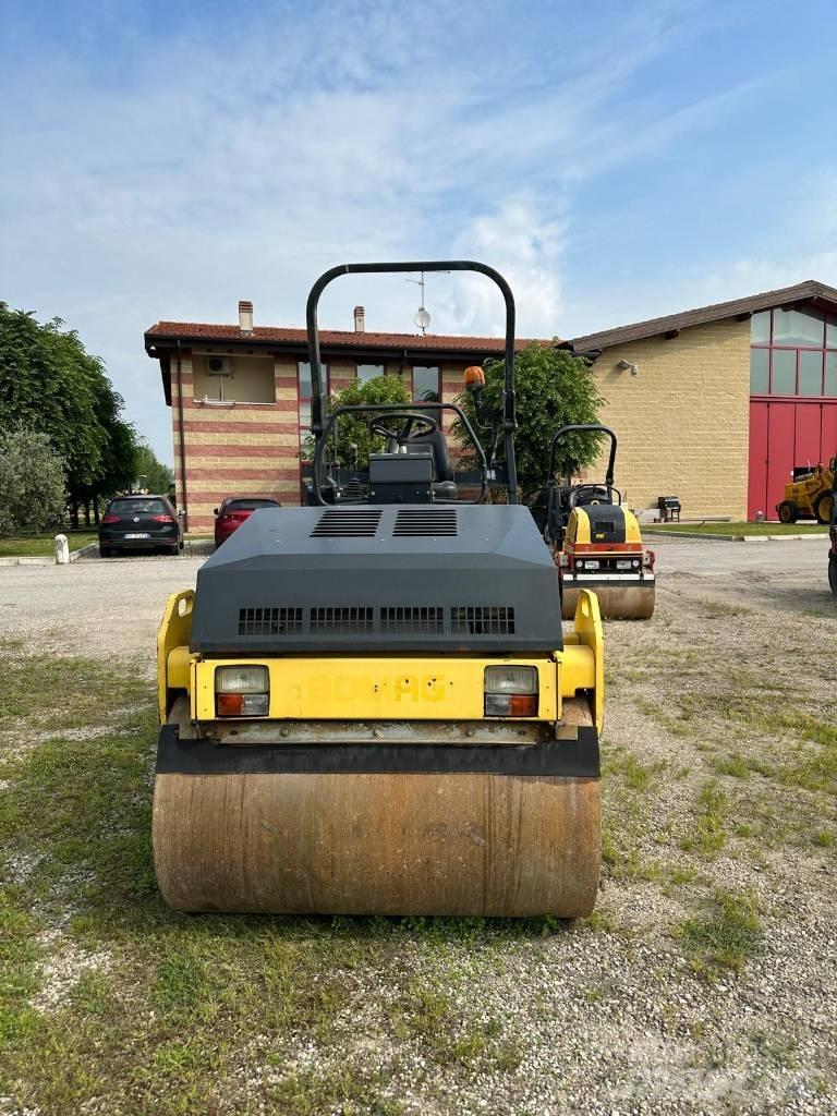 Bomag BW 138 AD Valjci sa dvojnim bubnjem