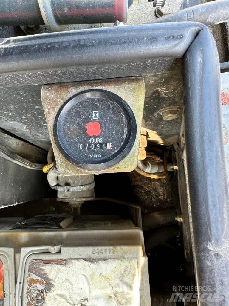 Bomag BW 138 AD Valjci sa dvojnim bubnjem
