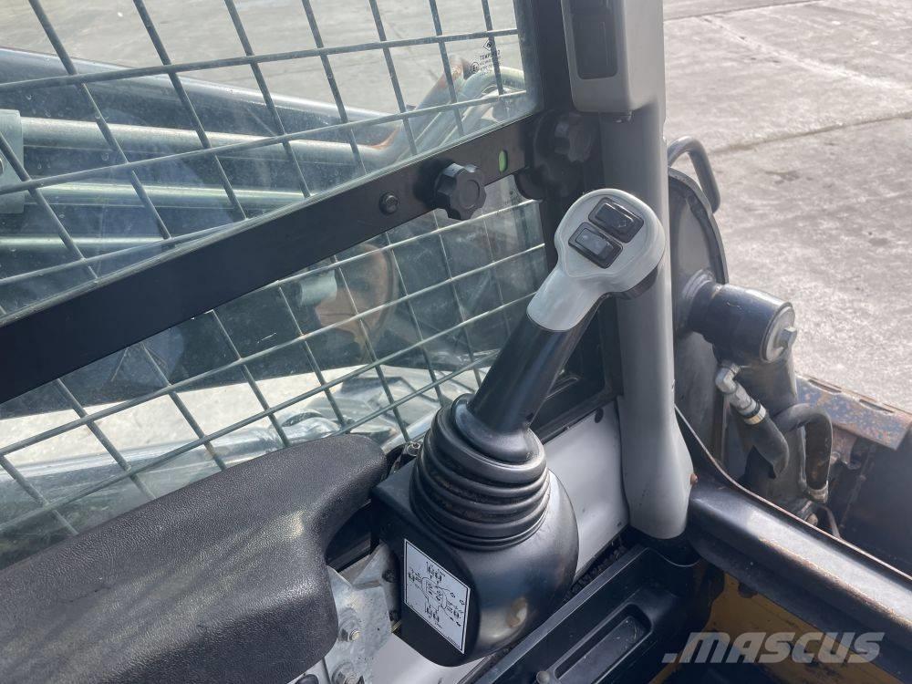 New Holland L 234 Skid steer mini utovarivači