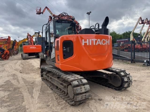 Hitachi ZX 135 US-6 Bageri gusjeničari