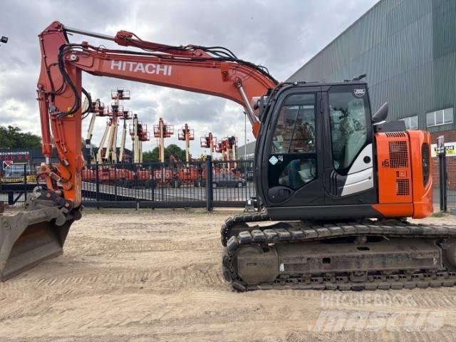 Hitachi ZX 135 US-6 Bageri gusjeničari