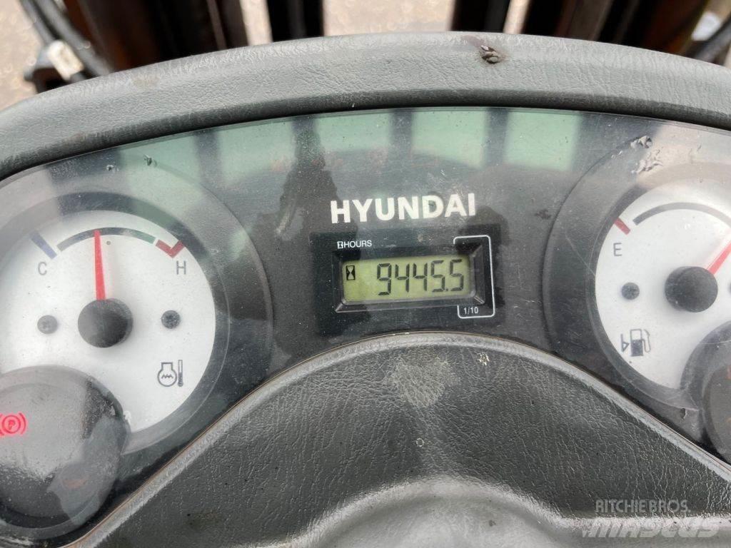 Hyundai 30D-7E Dizelski viličari