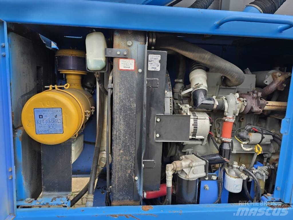 Aichi SR 21 A Teleskopske podizne platforme
