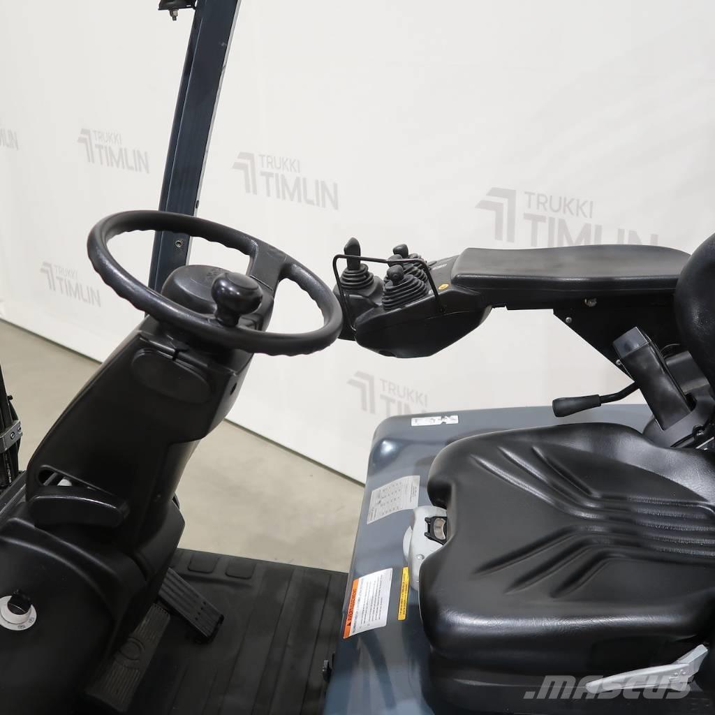 Toyota 8FBMT25 Električni viličari