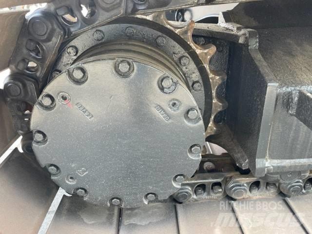 Hitachi ZX 135 US Bageri gusjeničari