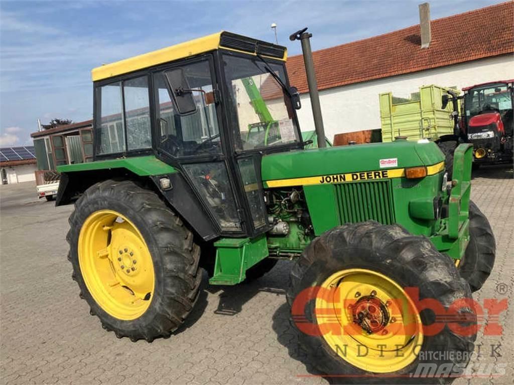 John Deere 1640 Traktori
