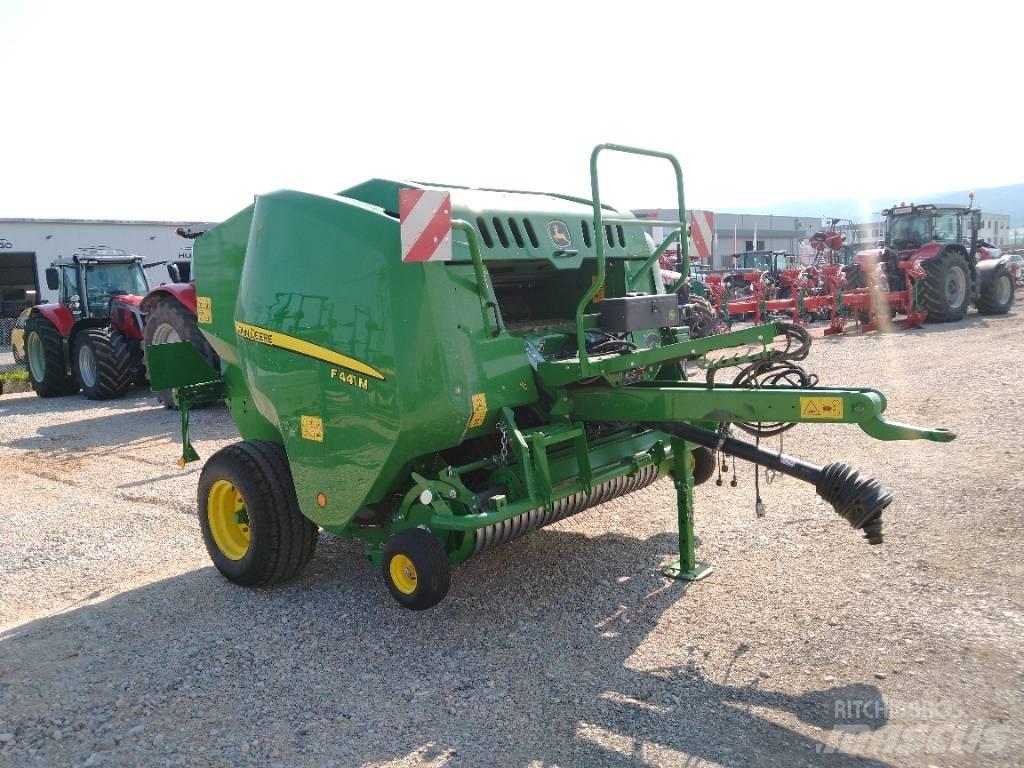 John Deere F441M Rolo balirke