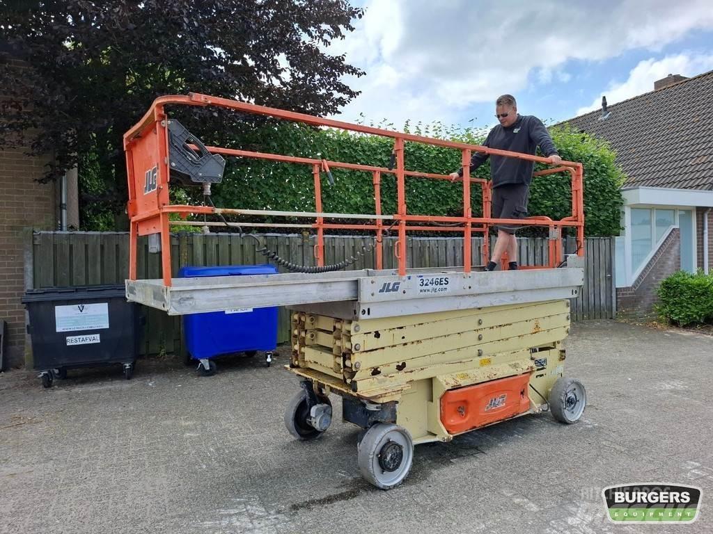 JLG 3246ES Škaraste platforme