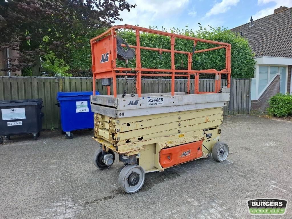 JLG 3246ES Škaraste platforme