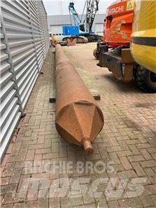  Spud leg 15 meter Plutajući bageri