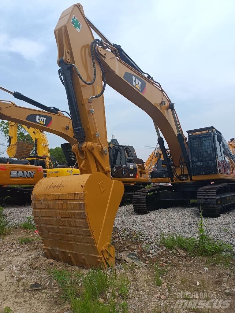 CAT 330 Bageri gusjeničari
