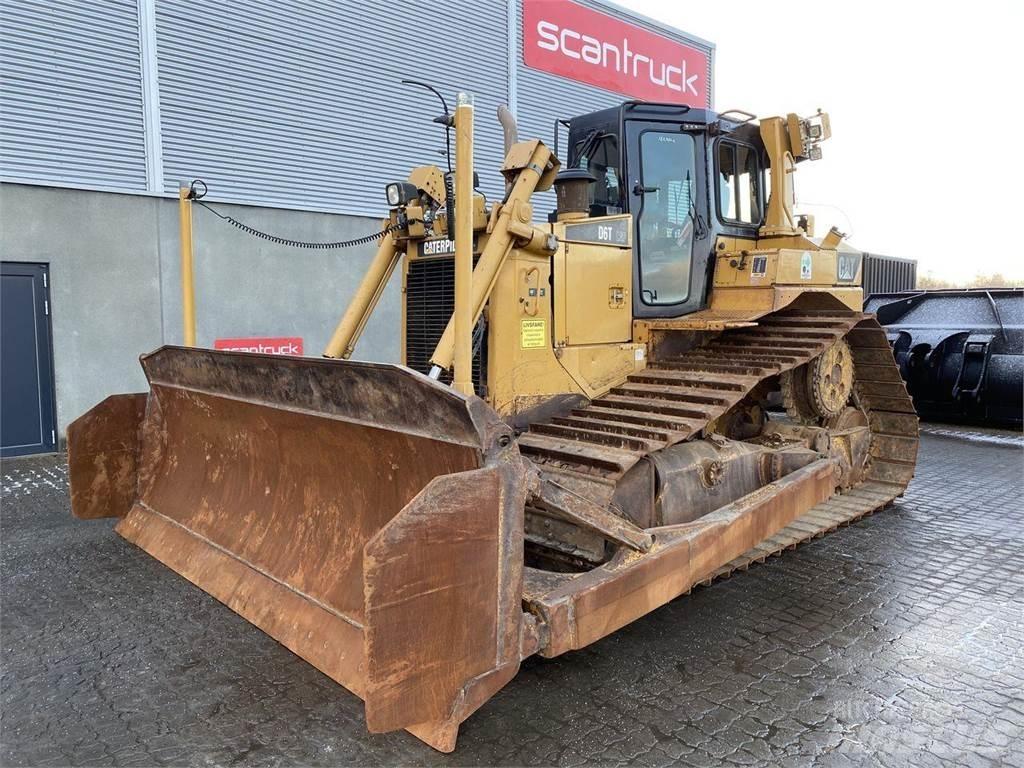 CAT D6T LGP Buldožeri gusjeničari
