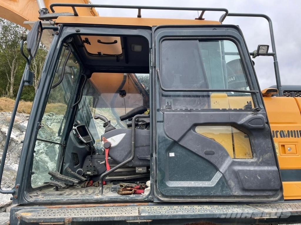 Hyundai HX 300 L Bageri gusjeničari