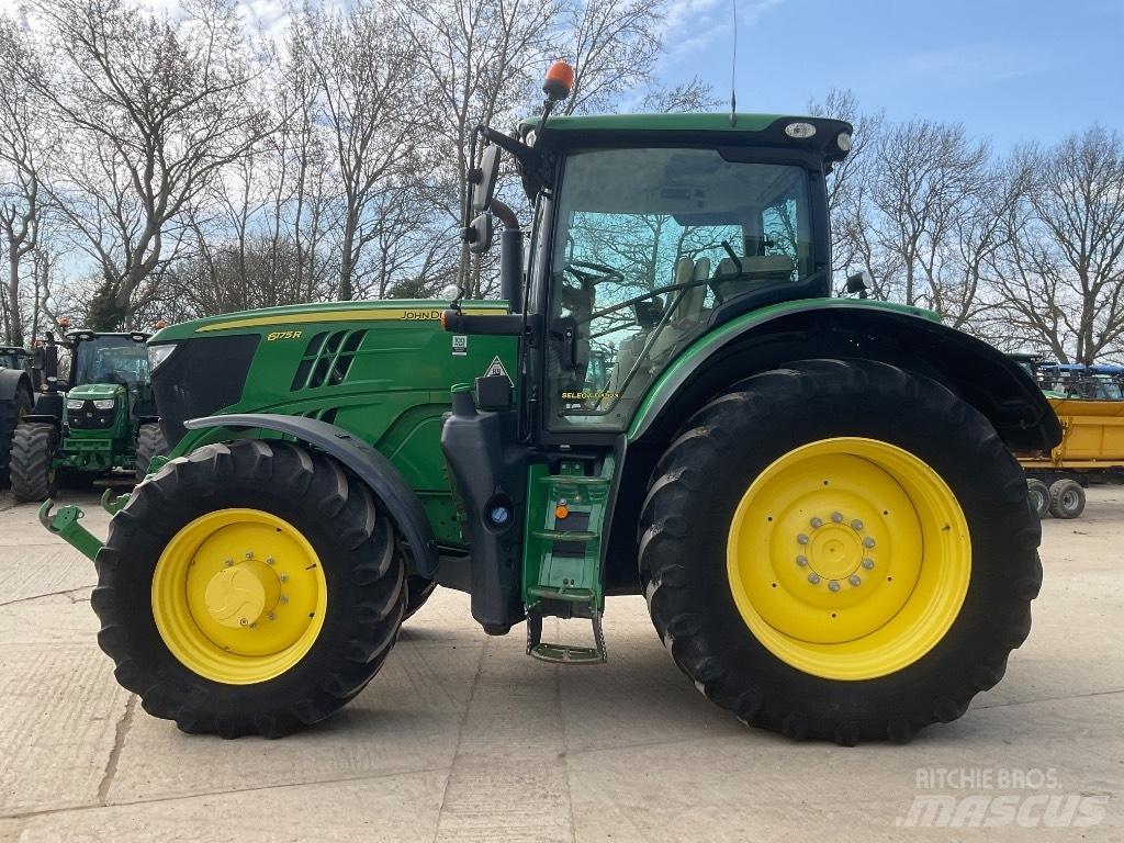 John Deere 6175 R Traktori