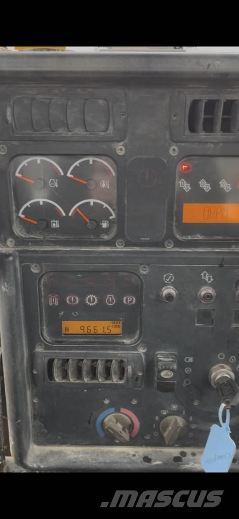 CAT D 5 N LGP Buldožeri gusjeničari