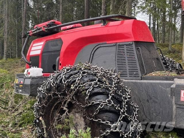 Komatsu 951 Harversteri