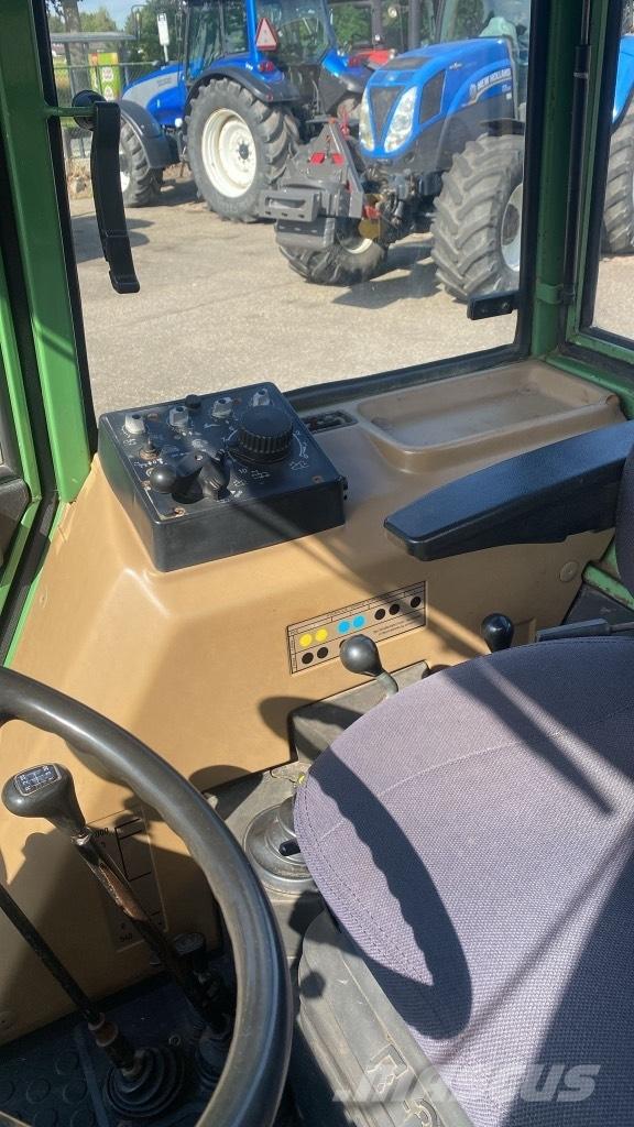Fendt VERKOCHT 308 Traktori