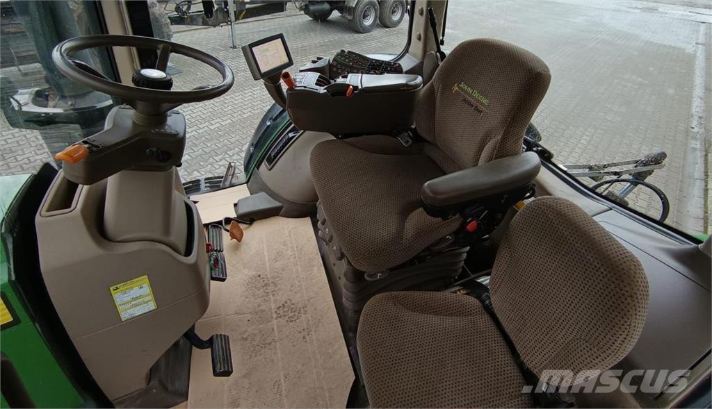 John Deere 8360 R Traktori