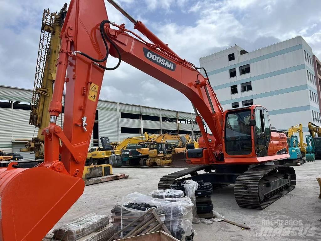 Doosan DX 300 Bageri gusjeničari