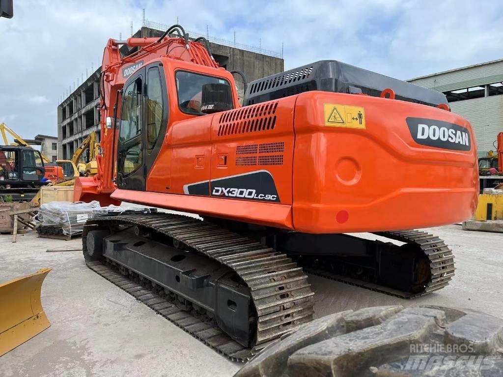Doosan DX 300 Bageri gusjeničari
