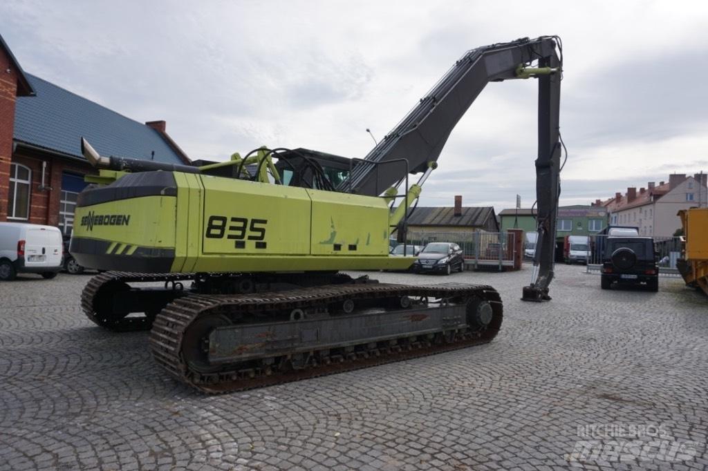Sennebogen 835 Bageri za manipuliranje materijalom / otpadom
