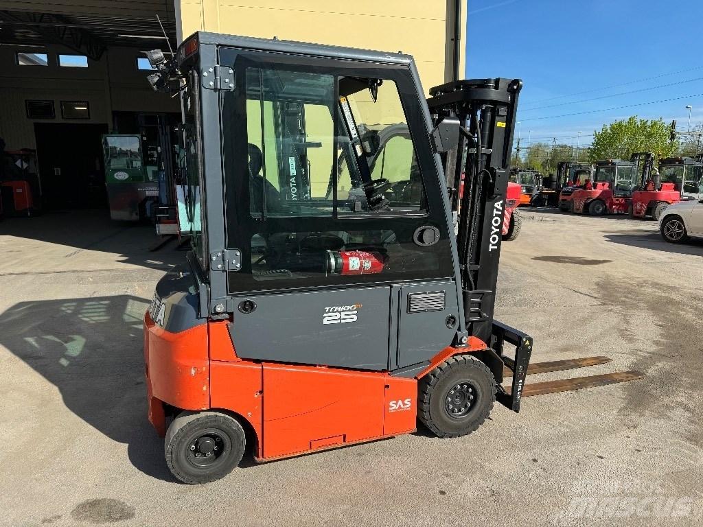 Toyota 8FBMKT25 Električni viličari