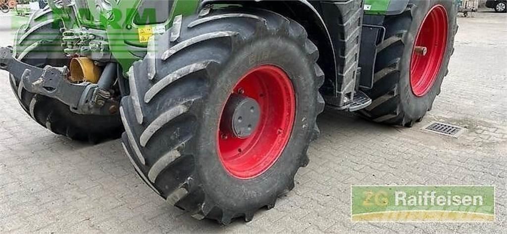 Fendt 724 vario Traktori