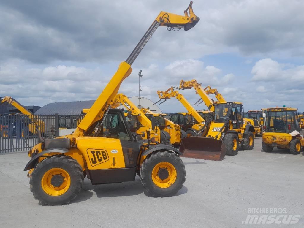 JCB 526-56 Poljoprivredni teleskopski utovarivači