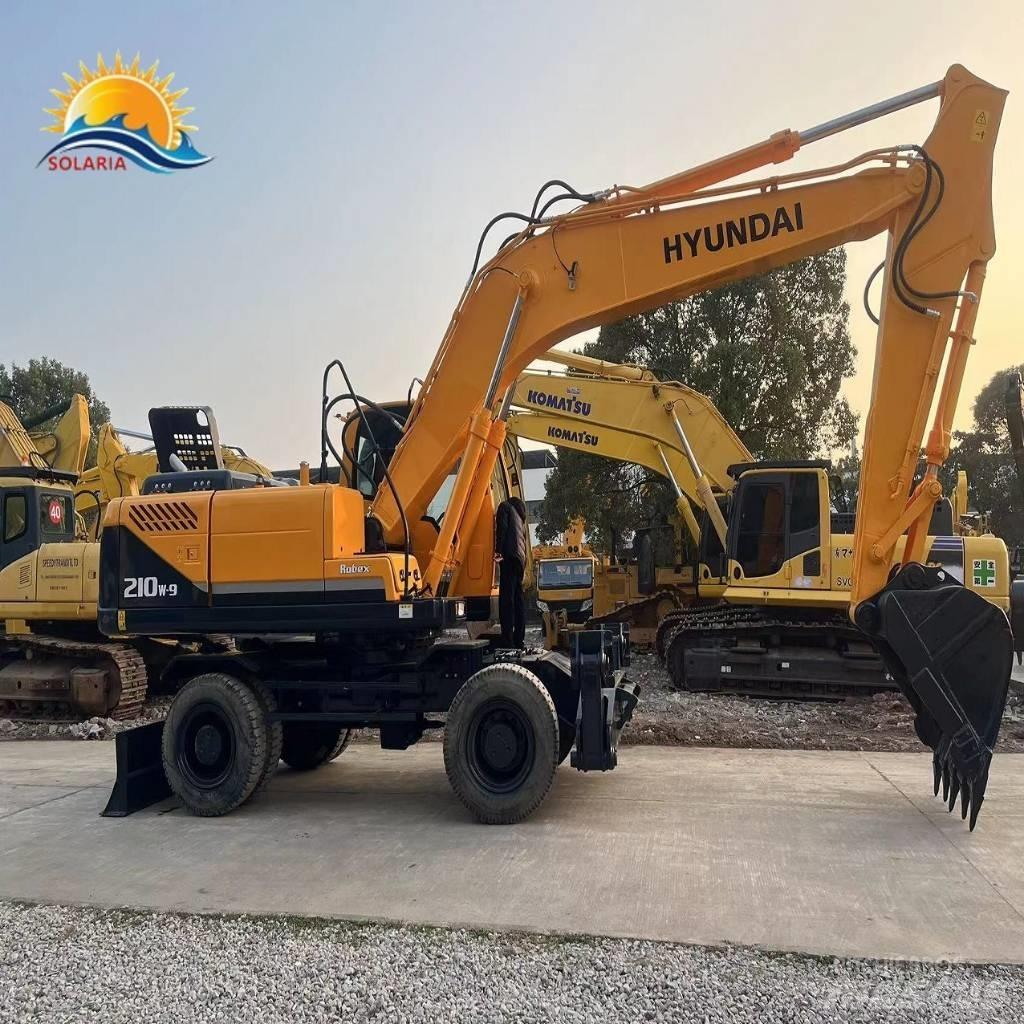 Hyundai R210W-9 Bageri na kotačima