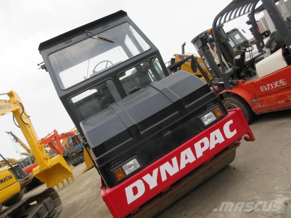 Dynapac CC 421 Valjci sa dvojnim bubnjem
